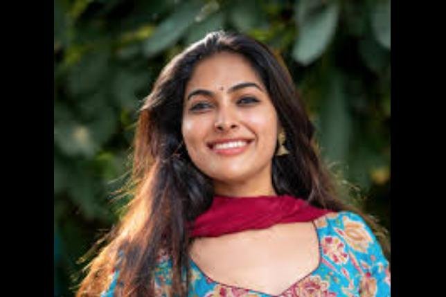 చెప్పిందొకటి, చూపించింది మరోటి!